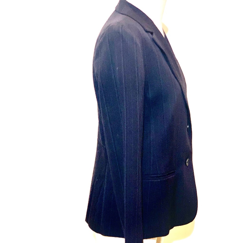 💥EUC💥Beautiful & Classic Navy Blue Pinstripe Blazer AND Trousers - Size 6 - Picture 10 of 16